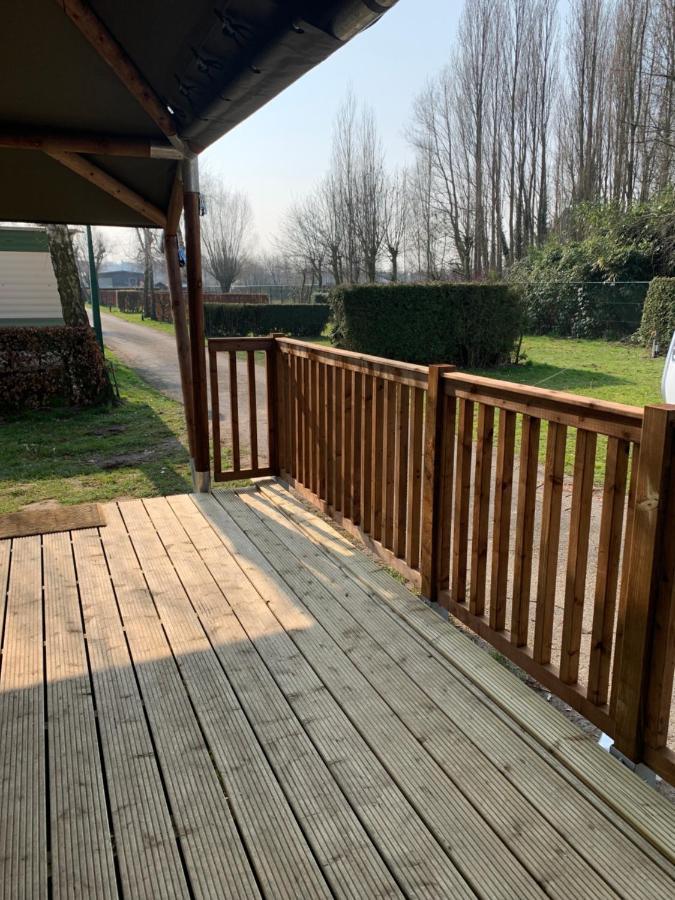 Glamour Glamping At Little Beach Jabbeke  Exterior photo