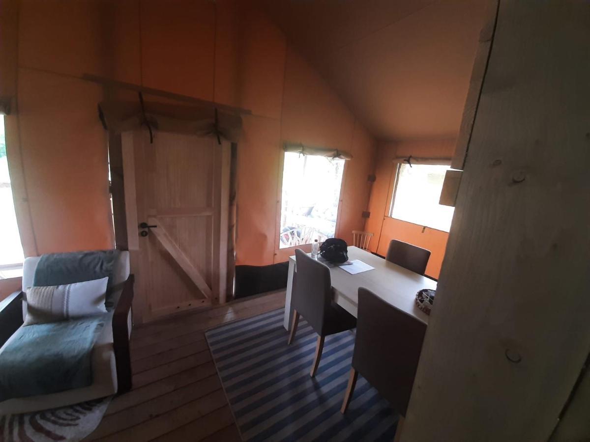 Glamour Glamping At Little Beach Jabbeke  Exterior photo